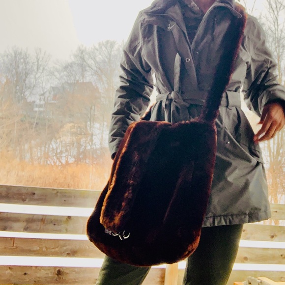 Sheared Beaver Custom Hobo Oversized bag. Made from Vintage Beaver Coats - Picture 15 of 17
